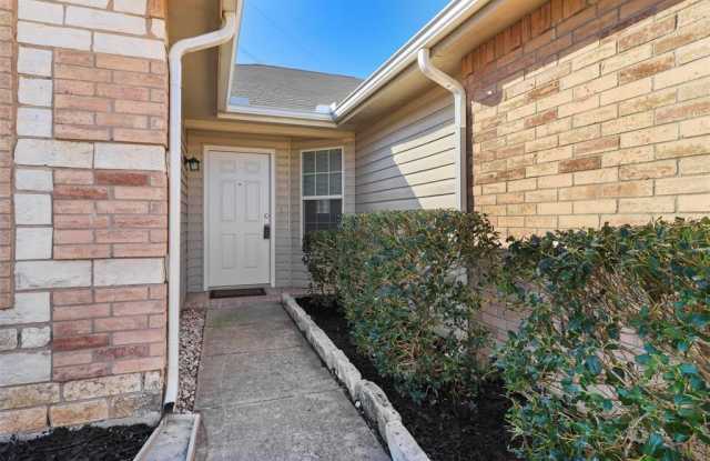 2900 Saddle Drive Gallery 3
