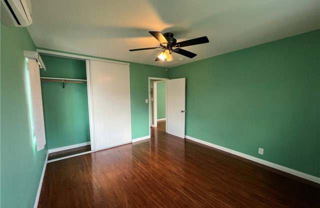 2205 West Victoria Avenue Gallery 3