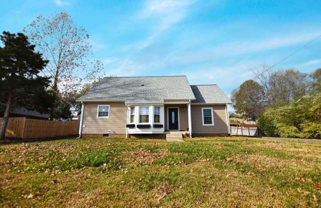 Pet Friendly Three Bedroom! photos photos Pet Friendly Three Bedroom! photos photos