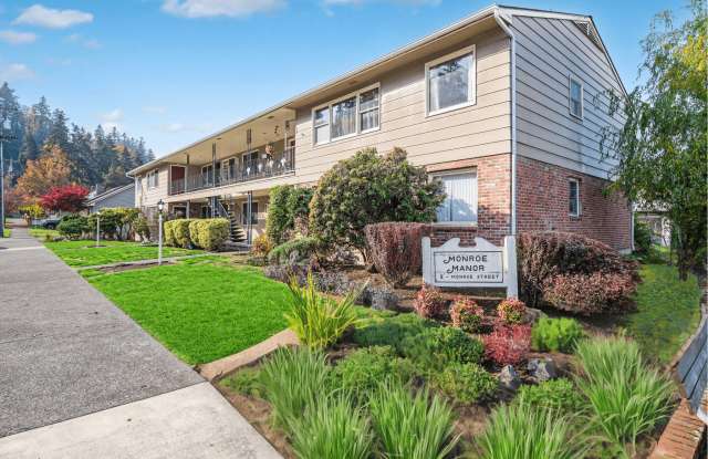 Monroe Manor Apartments photos photos