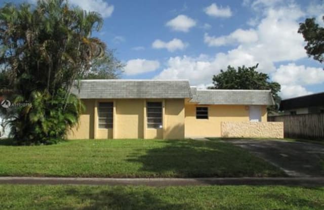 3131 North 73rd Avenue - 3131 Northwest 73rd Avenue, Hollywood, FL 33024