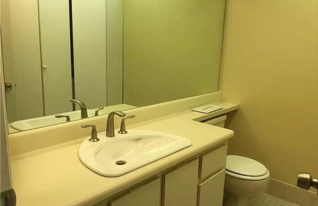 1178 NW 122 Ter - 1178 Northwest 122nd Terrace, Pembroke Pines, FL 33026