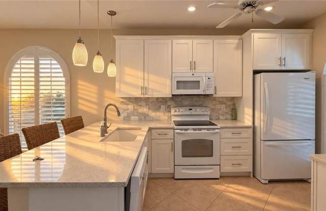 8274 Twelve Oaks Cir Gallery 3