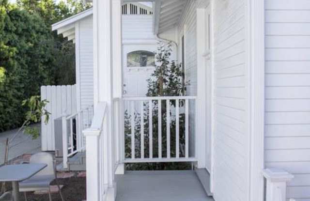 2256 PELHAM Avenue Gallery 4