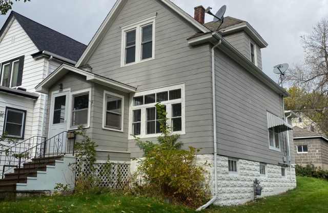 AVAILABLE SEPTEMBER 1ST- Updated 2 bedroom house! - 3313 Vernon Street, Duluth, MN 55806