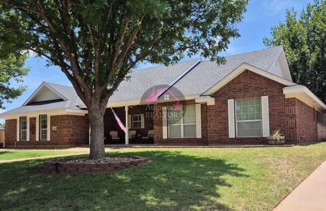 Spacious 4 bedroom home! Gallery 3