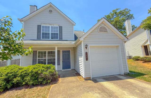 3 Bedroom 2.5 Bath Single Family Home with Fenced Backyard! photos photos