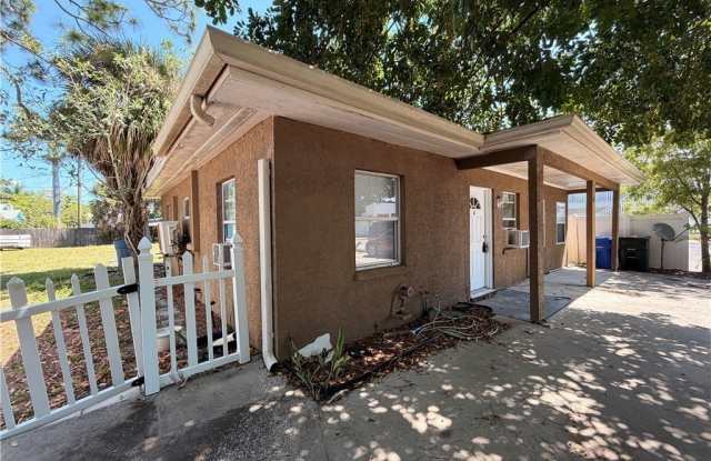 1935 Ricardo Avenue Gallery 3