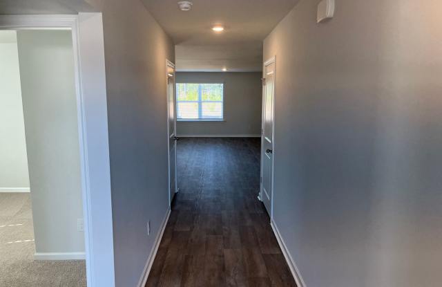 Mallory Creek | 3-bed, 2-bath Gallery 4