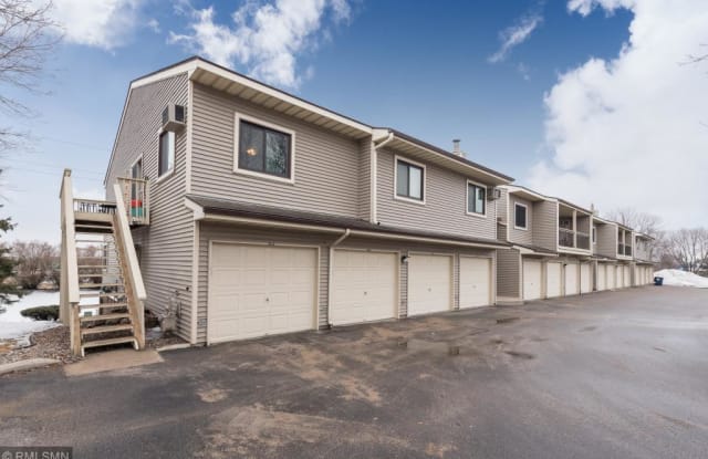 14831 Endicott Way - 14831 Endicott Way, Apple Valley, MN 55124