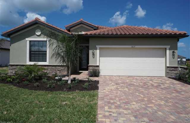 1617 Vizcaya LN - 1617 Vizcaya Lane, Collier County, FL 34113