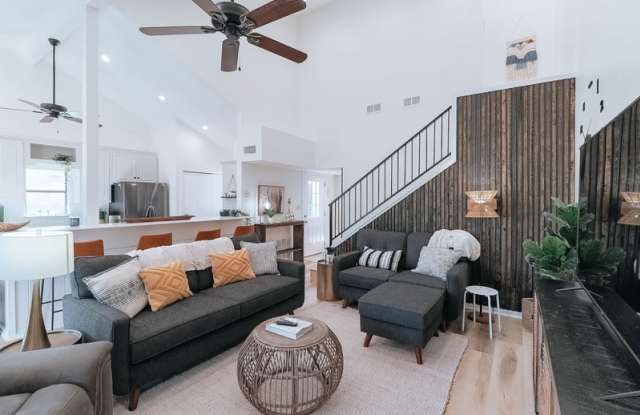 104 Horseshoe Bay Boulevard photos photos