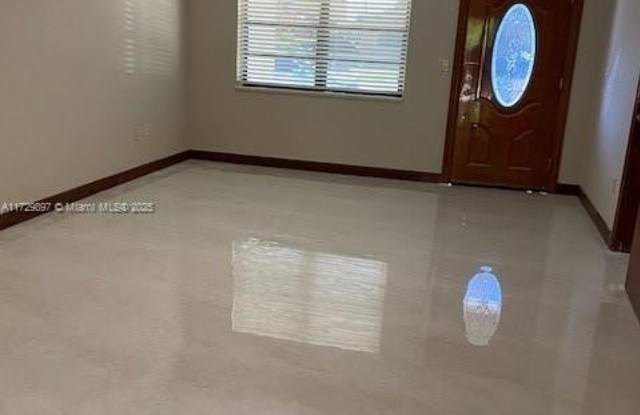 321 SW 71st Ave - 321 Southwest 71st Avenue, Miami, FL 33144