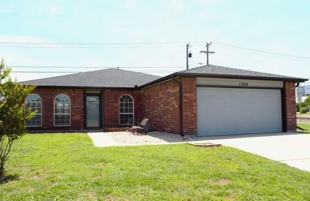 TWO WEEKS FREE RENT!!!!! Newly Remodeled Kitchen! photos photos