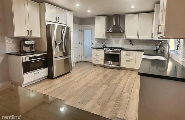 728 East State Avenue - 728 East State Avenue, Phoenix, AZ 85020