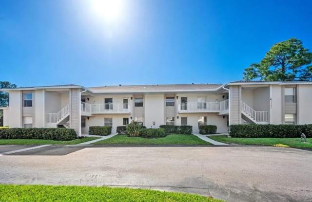 Charming 2 Bed 2 Bath Condo in Naples COMING SOON photos photos