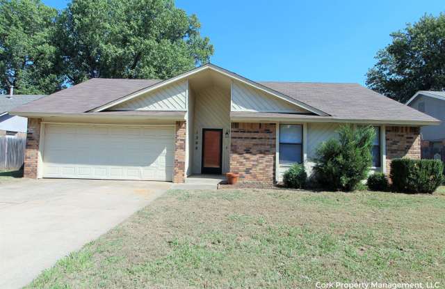 1308 South Gemini Road - 1308 South Gemini Road, Edmond, OK 73003