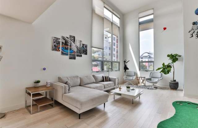 721 9th Ave - 721 Ninth Avenue, San Diego, CA 92101 721 9th Ave - 721 Ninth Avenue, San Diego, CA 92101