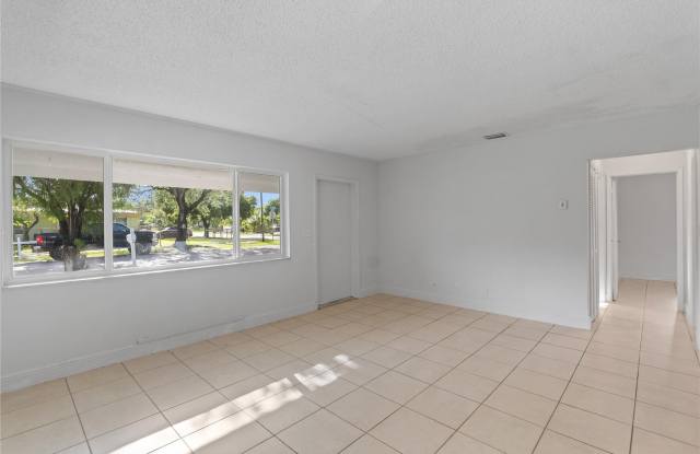 2001 NW 14th Avenue Gallery 3