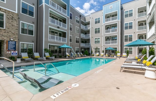Annabelle on Main Age 55+ Apartment Homes Gallery 3