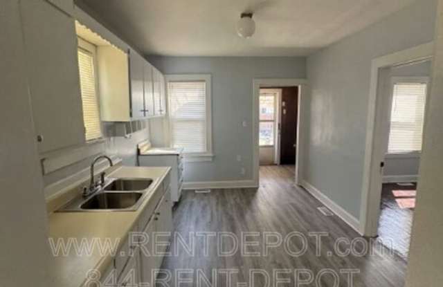 26 W Tennessee St. Gallery 4