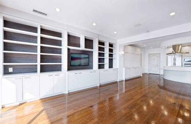 3601 Turtle Creek Boulevard Gallery 2
