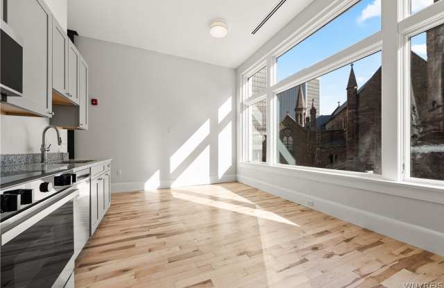 130 Pearl Gallery 4