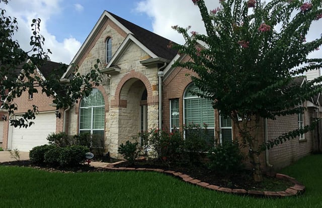 2210 Breezeway Bend Drive - 2210 Breezeway Bend Drive, Pearland, TX 77584