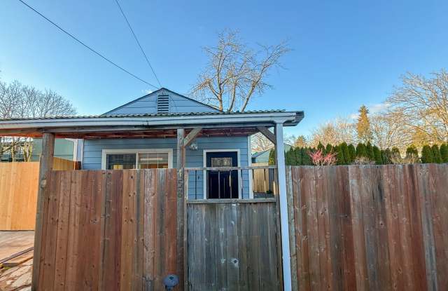 Charming 1-bedroom, 1-bathroom house photos photos