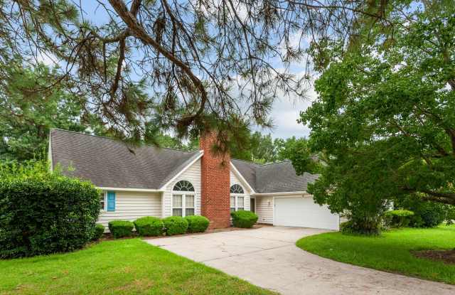 221 Forest Oaks Drive - 221 Forest Oaks Drive, Craven County, NC 28562 221 Forest Oaks Drive - 221 Forest Oaks Drive, Craven County, NC 28562