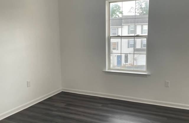 2 Bedroom Town Home In Etters PA Gallery 3