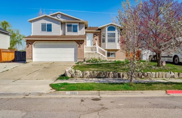 3998 West 4850 South - 3998 West 4850 South, Roy, UT 84067