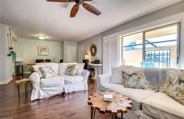1575 Curlew AVE - 1575 Curlew Avenue, Naples, FL 34102