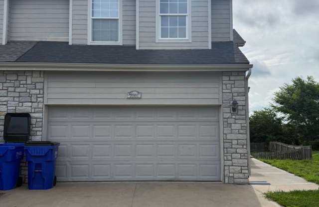 Charming Townhome, Prime Location, Cozy Living photos photos