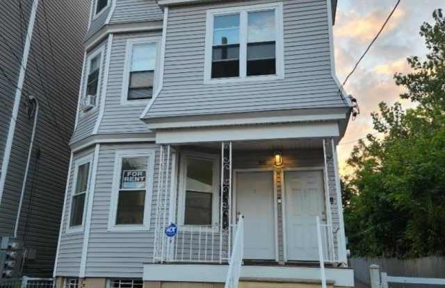 195 22Nd St photos photos