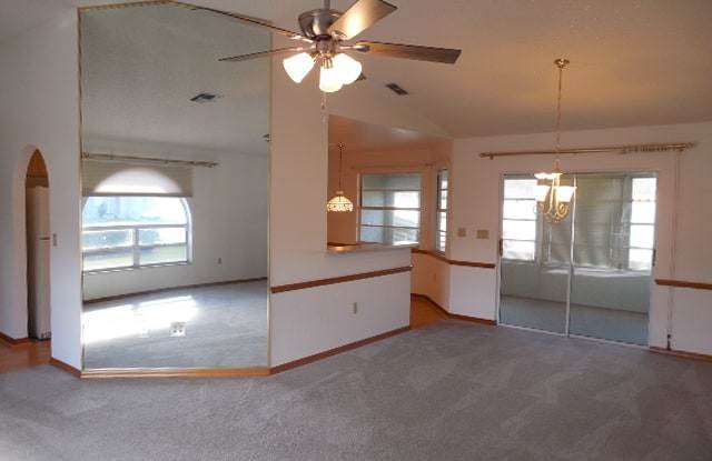 8133 Shalom Dr Gallery 3