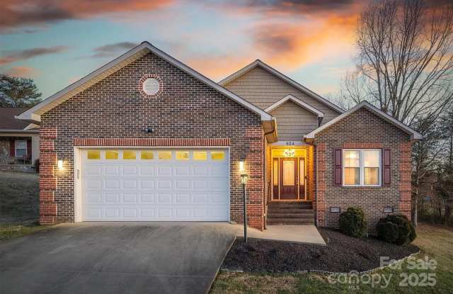 941 41st Avenue Drive Northeast - 941 41st Avenue Drive Northeast, Hickory, NC 28601