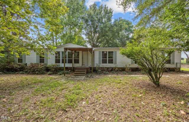 415 Wire Rd Road - 415 Wire Road, Bunnlevel, NC 28323