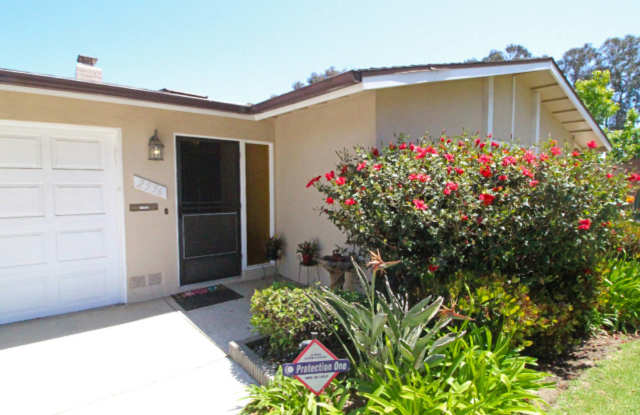 Port Hueneme | Hueneme Bay 55+ Community | 2 Bed + 3 Bath with Office | 2556 Neptune - 2556 Neptune Place, Port Hueneme, CA 93041 Port Hueneme | Hueneme Bay 55+ Community | 2 Bed + 3 Bath with Office | 2556 Neptune - 2556 Neptune Place, Port Hueneme, CA 93041
