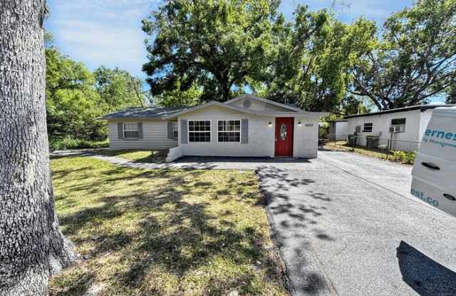 1650 East Pine Avenue photos photos