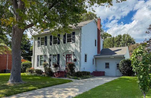 3 Bedroom in Hampton Available Now!! photos photos