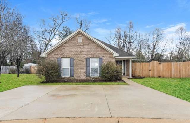 196 Ridgeview Drive - 196 Ridgeview Drive, Millbrook, AL 36054