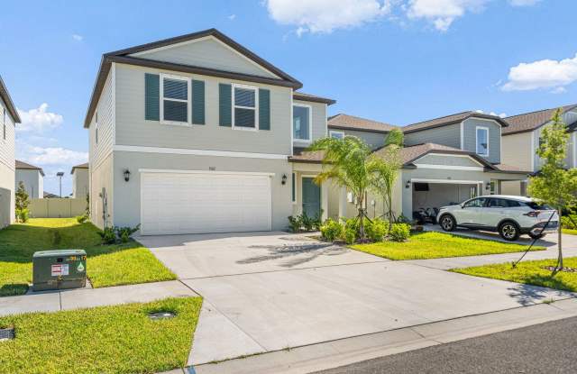 BEAUTIFUL WIMAUMA RESIDENCE FOR RENT Gallery 3