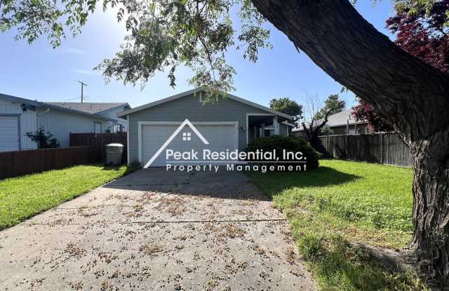 Updated 3bd/2ba North Sacramento Home with 2 Car Garage photos photos