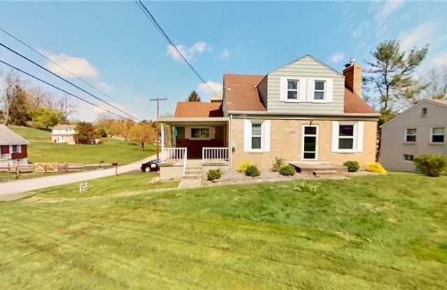 1001 Fairview Dr photos photos