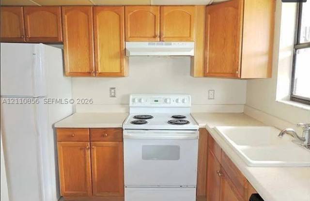 6010 Shakerwood Cir Gallery 3