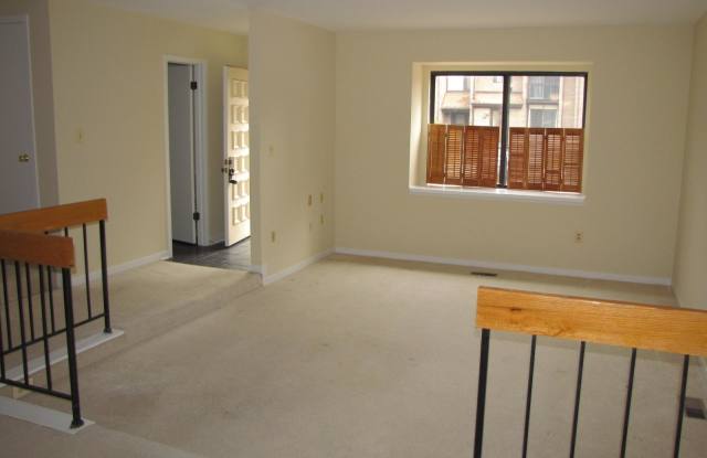 5822 JACKSONS OAK COURT Gallery 4