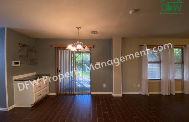2853 Bluffs Ct Gallery 3