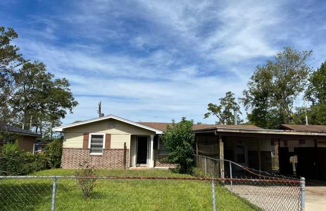 Gorgeous all renovated Home in Beaumont, TX!. - 3910 Bowen Drive, Beaumont, TX 77708