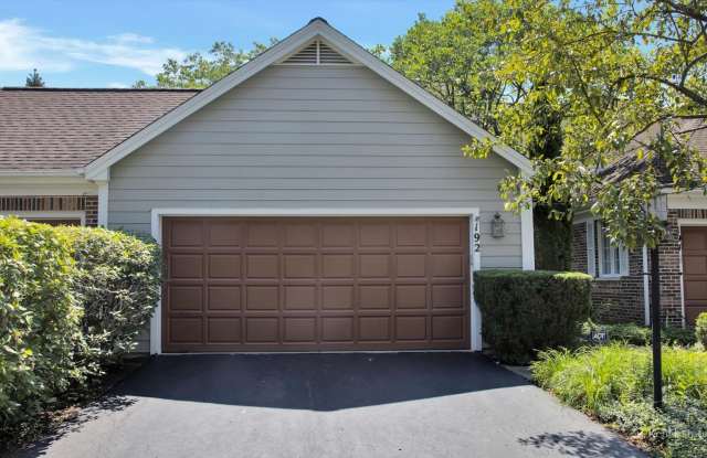 192 Westminster Way - 192 Westminster Way, Lincolnshire, IL 60069